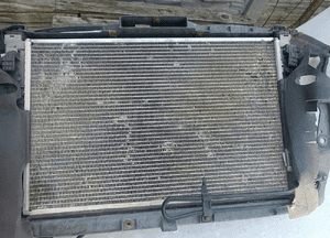 Vw passat B5 2.5 tdi pas przedni chłodnice lampy 2