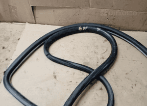 Uszczelka drzwi prawy przód przednia prawa VW Polo 6N2 6N3867366 2