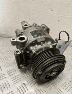 Kompresor klimatyzacji opel astra k v 39217351 fv 1