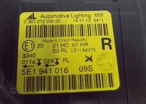 Lampa prawa przednia skoda octavia 3 iii 5E0 2012-2016 5