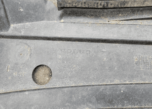 Volvo S60 V70 S80 osłona pod zderzak przód przedni 30655783 09484067 6