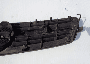 Grill atrapa chłodnicy z logo OPEL MERIVA A 4