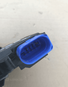 Zamek prawy przód Audi A3 8P 03-13r 4E2837016 4