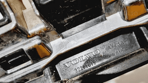 Atrapa grill volvo XC60 ii lift fl 20- oryginał 7