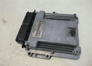 JAGUAR XE X760 2.0 D KOMPUTER STEROWNIK SILNIKA 4