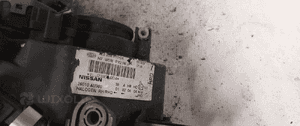 Przod przednia lampa lewa nissan primera P12 3