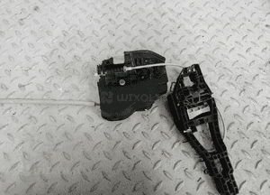 Bmw F20 lift zamek drzwi przod przedni prawy europa 7229458 1