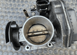 Przepustnica Listwa Wtryskowa Wtryski Przewody Zaplonowe 1.0 1.4 VW Skoda Seat 22