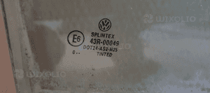 Szyba prawy tył tylna prawa VW Golf V AS2 00r 4