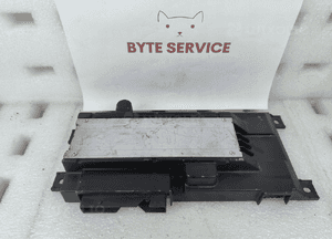 Vw ag audi A4 S4 B9 8W wzmacniacz dynaudio 8W0035223B 1