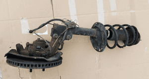 rav4 06-12 2.2 D4D zwrotnica gira macpherson