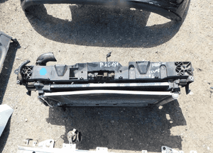 megane III coupe FL LIFT pas przedni 1.5 DCI nr A40181 WYSYŁKA 3