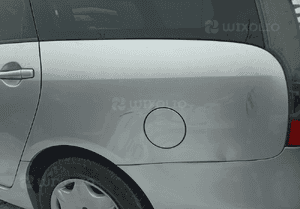 Mitsubishi Grandis błotnik tył tylny lewy  A19 1