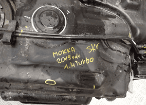 Zbiornik paliwa opel mokka 1,4T 2