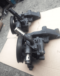 Mazda 323f 323 1.3 1.5 1.6 98-03 Pompa wspomagania 2