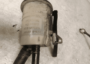 RANGE ROVER III L322 ZBIORNICZEK WSPOMAGANIA PRZEWÓD 3