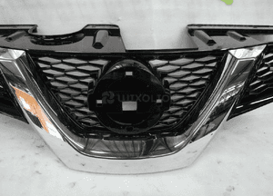 Grill atrapa nissan x-trail T32 62310-4CE0A nowy oryginał 4