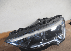 Lampa przód przednia lewa audi Q3 ii full led 83A941035C 2018 7