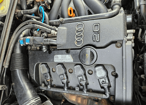 Audi A4 B6 B7 A6 2.0 FSI Silnik ALT 1