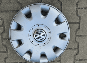 VW Touran I Golf kolpak kola 16  1T0601147 1