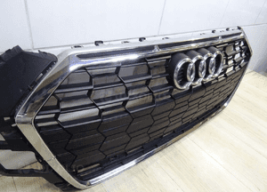 Grill zderzaka chrom audi A5 8W6 lift 8w6853651BE 2