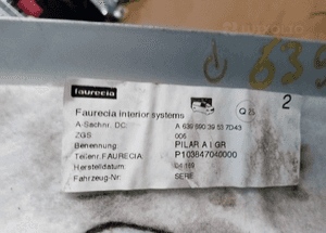 Osłona poszycie słupka lewy przód Mercedes Vito 639 A6396903953 A6396920001 5