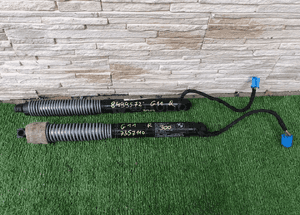 Siłownik tył klapy bmw 7 G11 8499572 7357110