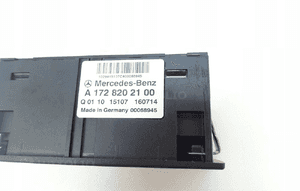 GNIAZDO USB HUB MERCEDES W156 W176 W117 3
