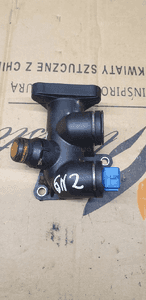 Obudowa termostatu króciec wody czujnik Polo 6N2 1.9 SDI 058121133B 1