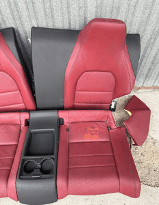 Mercedes E 207 coupe siedzisko skóra  kanapa tylna siedzisko oparcie 2
