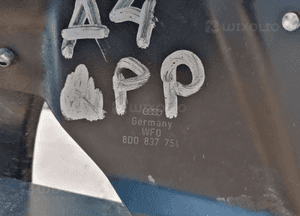 Mechanizm podnośnik szyby ramka prawy przód Audi A4 B5 8D0837754 6