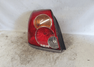 * LAMPA TYLNA LEWA TYŁ LEWO TOYOTA AVENSIS T25 2