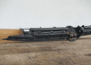 Grill gril atrapa vw polo 6 vi 2G0853651L 2017- 11