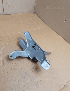 Silniczek wycieraczki tył Mazda 2 DE 2008 3