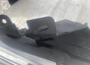 Ford fiesta MK7 lift lampa lewa 12- 4