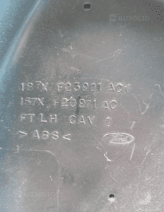 Boczek tapicerka lewy przód przednia lewa Ford Mondeo MK3 4