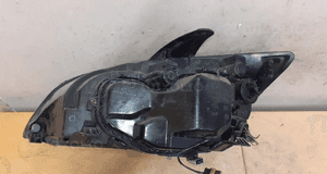 FORD FOCUS MK2 LAMPA PRZÓD PRAWA SOCZEWKA XENON 2