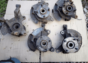 Mazda 323 323f bj 98-03  Zwrotnica piasta lewa prawa przód 1