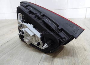 Lampa lewa tył tylna vw jetta lift led 5c6945093 6