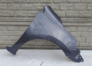 Toyota corolla E16 błotnik przedni prawy 1