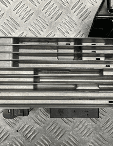 Audi A5 wzmacniacz bang olufsen 8F0035223C 4