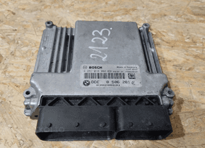 Sterownik silnika komputer bmw E81 E87 2.0D N47 0281016068 8506281 2