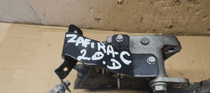 Mocowanie łapa pompy wtryskowej paliwa Opel Zafira C 2.0 CDTI 55574721 8