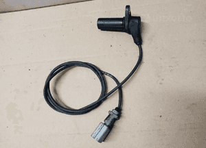 Czujnik położenia wału VW Passat B5 1.9 TDI 038907319E 3