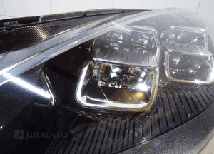 Ford Kuga MK3 lampa LV4B-13E015-FB 4
