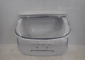 Klapa tył tylna pokrywa toyota yaris 4 iv 2020- 1