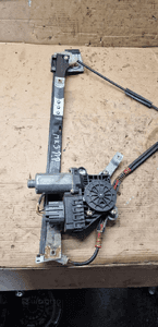 Mechanizm podnośnik szyby prawy przód Ford Mondeo MK3 1S71-F23200-BJ 2