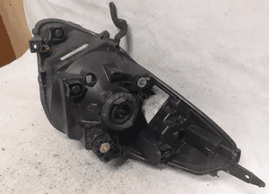 Przod przednia lampa prawa nissan pixo 3