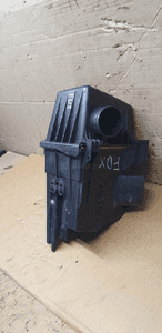 Obudowa filtra powietrza VW Fox 1.2 5Z0000183B 5Z0129607F 2