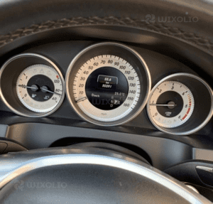 Mercedes om 651 lift wtryski pompa vacum wiązka alternator łapa odma osprzęt 6
